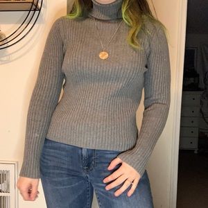 Ann Taylor LOFT Grey Ribbed Turtleneck Sweater - Women’s Medium